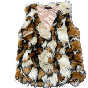 Hot & delicious faux fur vest cheetah print